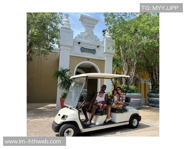 法比奥社媒分享甜蜜瞬间你最喜欢的照片是哪一张呢