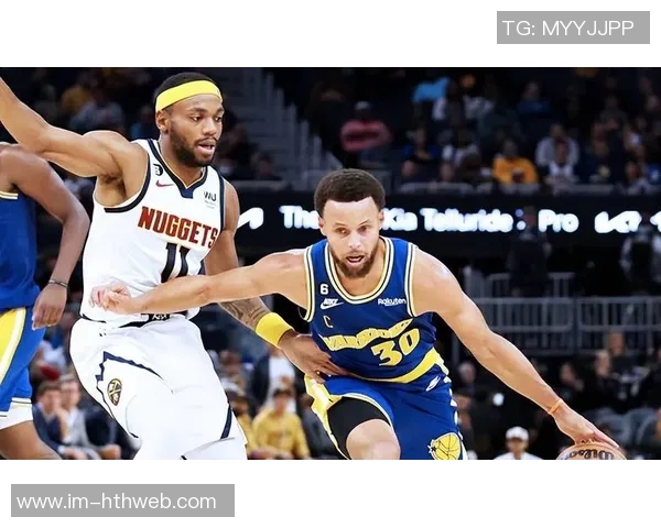 帕森斯批勇士对雷霆轮休库里却对爵士全力以赴的态度实在太软弱了